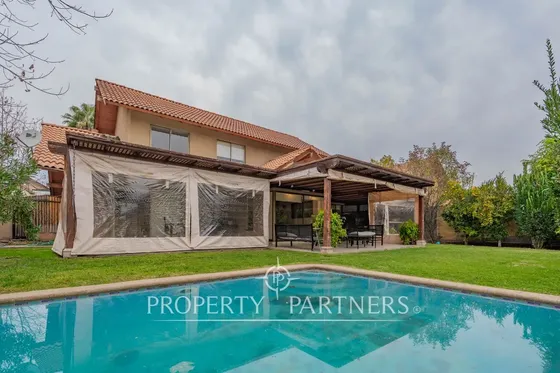 Oportunidad!  Venta De Amplia Y Hermosa Casa En Ca...