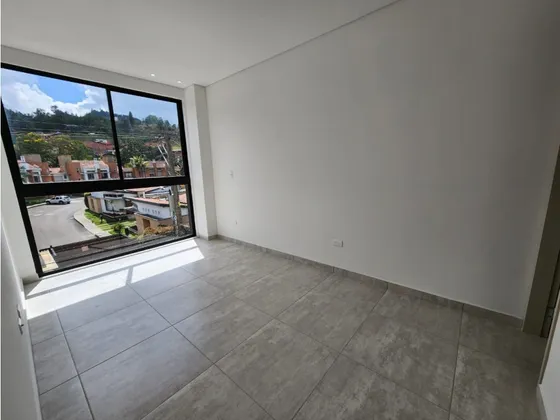 Apartamento Para Venta En El Retiro 