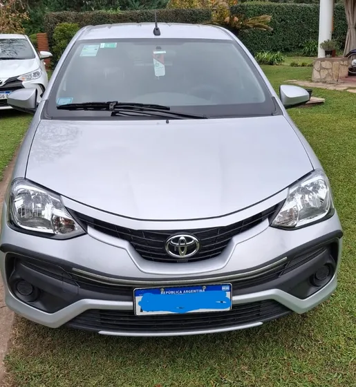 Toyota Etios 1.5 Sedan X