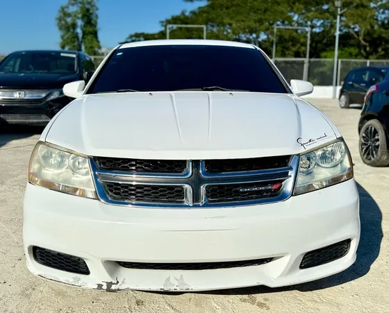 Dodge Avenger Americano