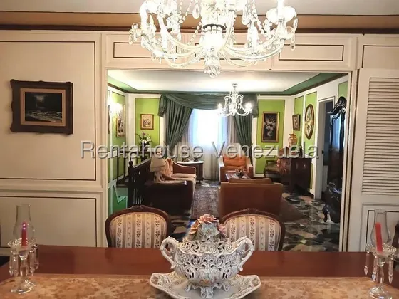 Np Casa En Venta Espacios Generosos En Santa Sofia Yf 26-21874