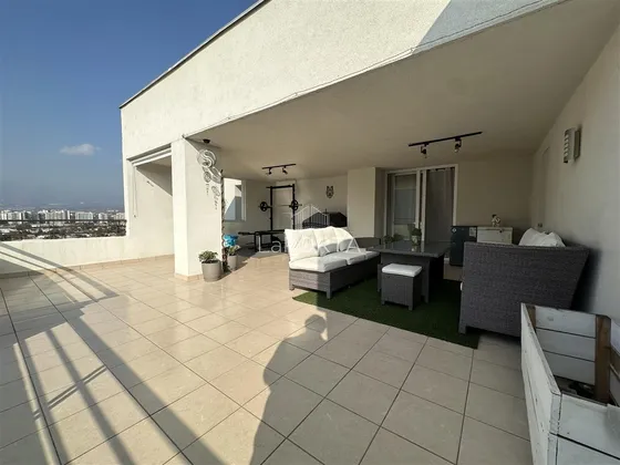 Dpto 3d 2b / Terraza Gigante / Vistas Despejadas / Iluminado