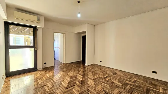 Juan B Alberdi 200 Departamento De 2 Ambientes Con Baulera