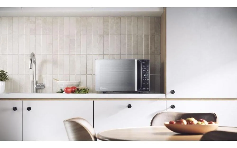 Micro-ondas ME23S 23L Efficient Com Descongelamento Assistido Cor Inox Electrolux - Imagem 2