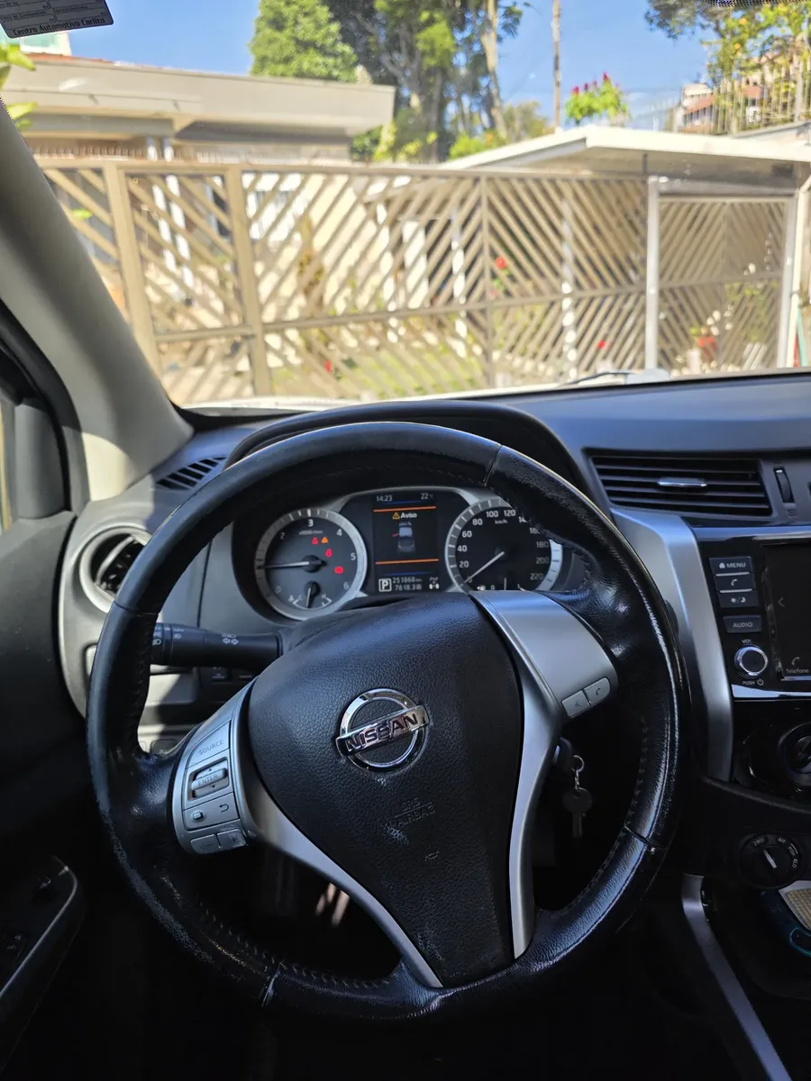 Nissan Frontier 2020 2.3 Attack Cab. Dupla 4x4 Aut. 4p — foto 2
