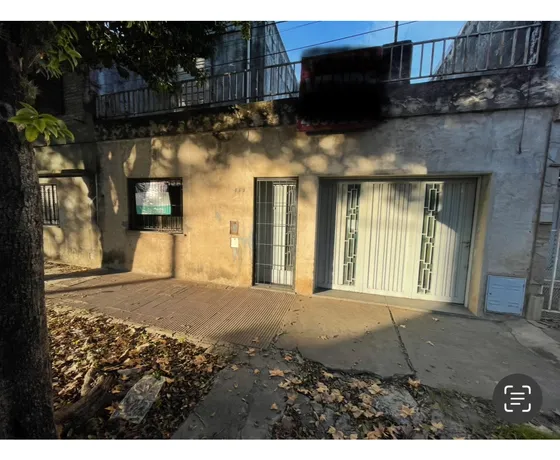 Casa En Venta A Reciclar En Ameghino Y Alem