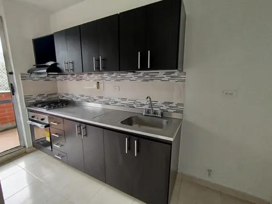 Arriendo Apartamento En Niquia