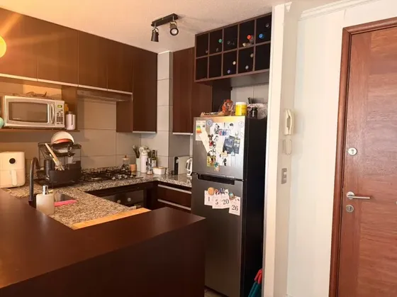 Arriendo Depto. Vitacura, 2 Dormitorios 2 Baños.estacionamie