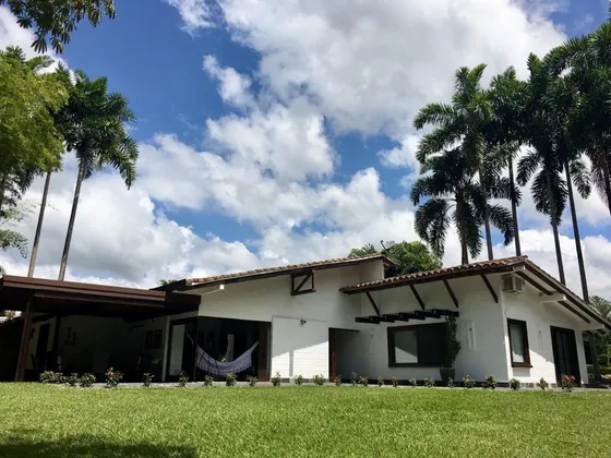 La Casa De La Dicha- Un Refugio Construido Con Amor, Habitado Con Gratitud.
