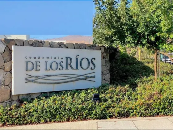 Avenida Los Ríos, Chicureo, Colina
