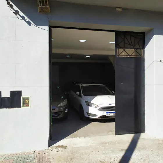 Depósito En Villa Raffo
