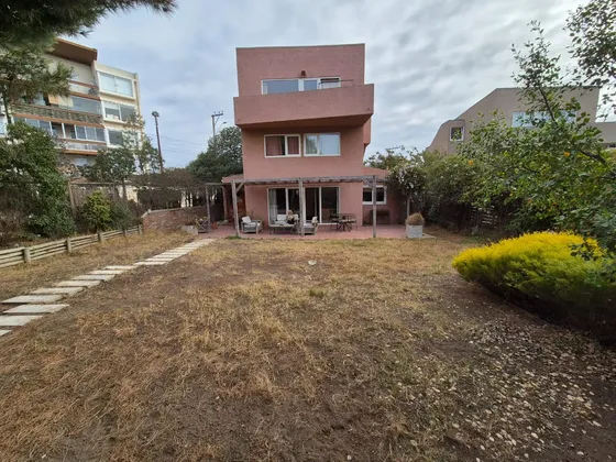 Casa En Venta | Barrio Los Romeros Concón