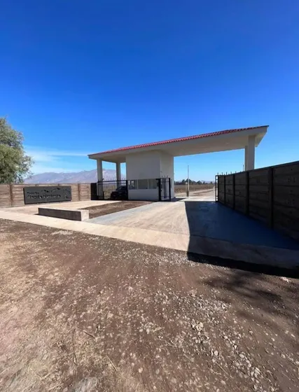 Pirque, Terreno 5.000 M2 Plano, Agua Y Luz, Condominio