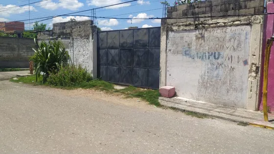 Century21 Vende Terreno En Pleno Centro De Tucacas Morrocoy. Oportunidad Unica.