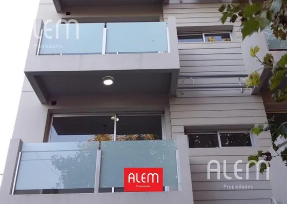 Departamento Dos Ambientes En Venta Con Patio- Banfield Oeste