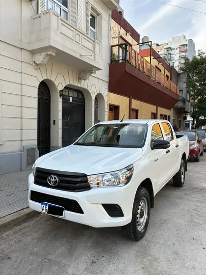 Toyota Hilux Pick-up 2.4 Cd Dx 150cv 4x4