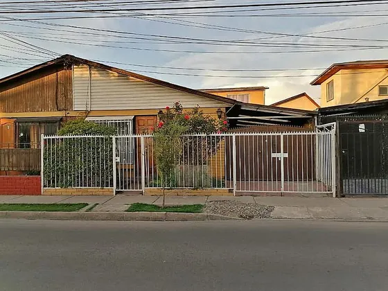 Casa 5 Dormitorios En Maipu