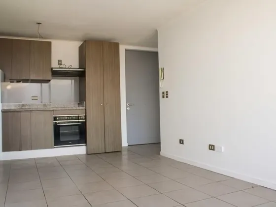 Departamento En Venta De 2 Dorm. 2 Baños En San Miguel