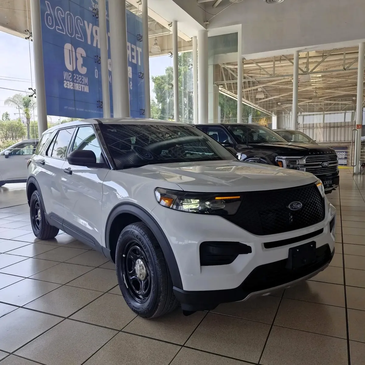 Ford Explorer 2025 Police Interceptor Híbrida Awd