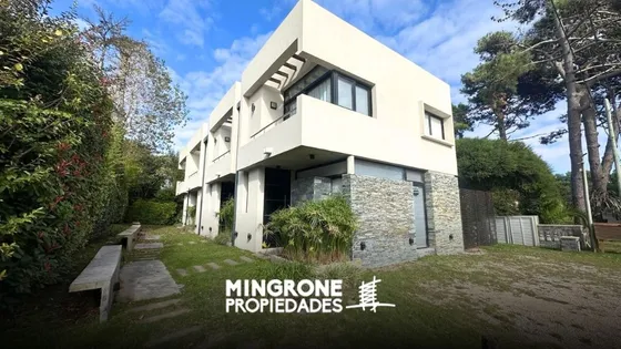 Venta De Complejo Neptuno Ubicado En Valeria Del Mar