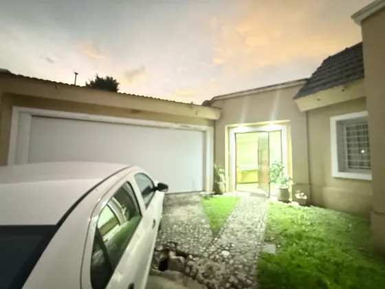 Casa En Venta En Housing - A Metros De La Recta - 3 Dormitorios- Todo En Planta Baja