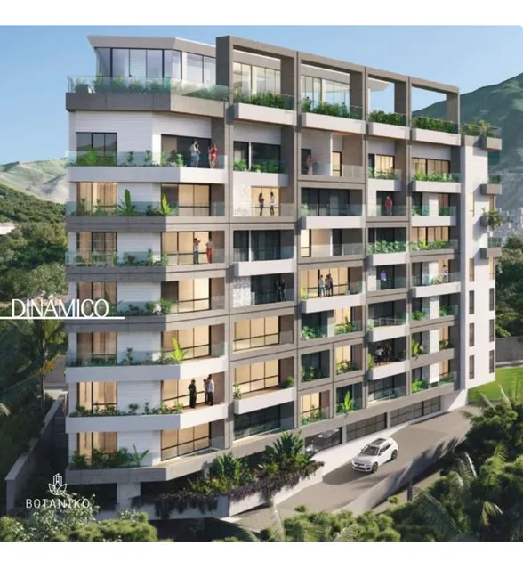 Venta Apartamento Naranjos De Las Mercedes. 251 M2/4/5/5