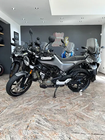 Husqvarna Svartpilen 201 2022 17.700kms
