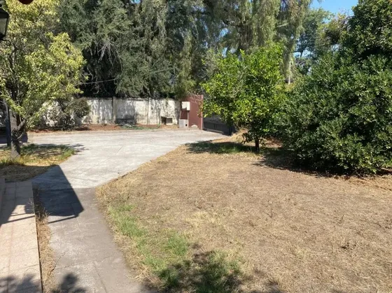 Casa 1070 Mt2 De Terreno Las Condes