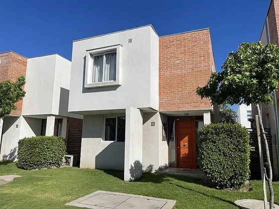 Venta De Casa En Condominio - Seguridad 24/7 - Sin Comision