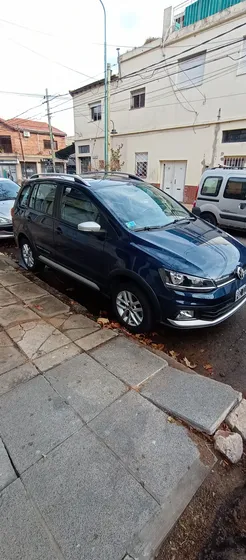 Volkswagen Suran Cross 1.6 Highline Msi 110cv