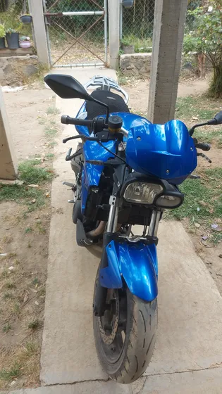 Moto Bmw Color Azul, Pequeños Detalles