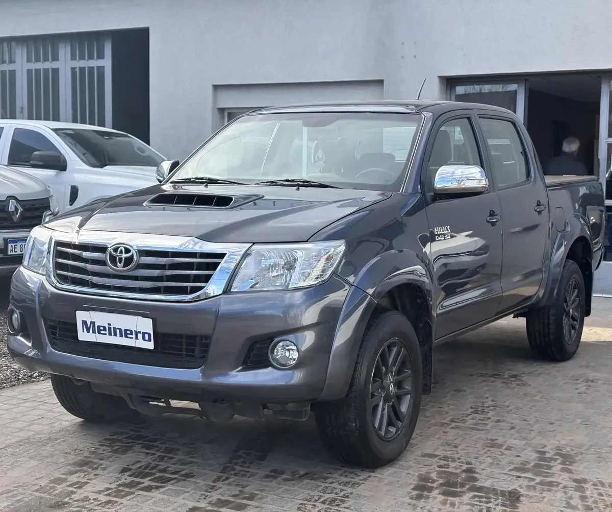 Toyota Hilux Pick-Up 3.0 Cd Srv 171 hp 4x2