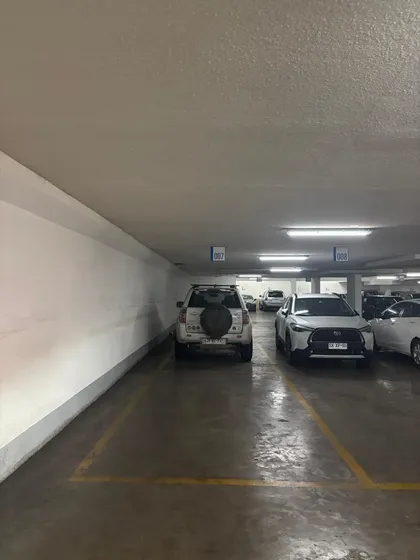 Estacionamiento En Camino El Parque 100, Torre 5 (alerce)