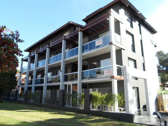 Departamento - Golf Viejo