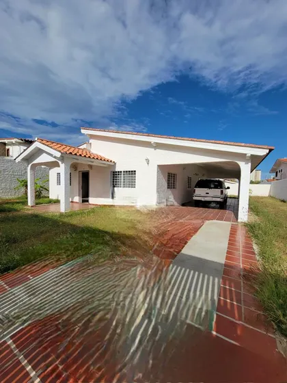 Venta De Oportunidad Casa En La Isla De Margarita Urbanizacion Costa Azul  