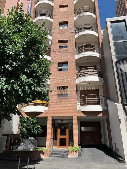 Departamento Semipiso  En Alquiler En Lomas De Zamora,  G.b.a. Zona Sur