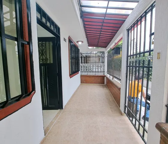 Casa En Venta Barrio Santa Barbara, Norte De Cali