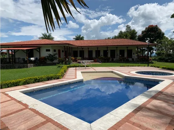 Casa Finca En El Sector Del Caimo 20 Minutos De Armenia 