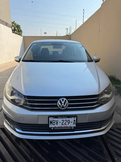 Volkswagen Vento Sound Mas Equipado