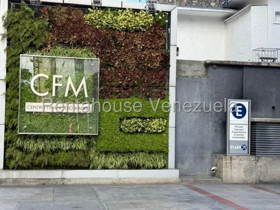 Oficina Comercial ( A Estrenar/ Semi Equipada) Alquiler Las Mercedes (torre Cfm) Mls-25-11384