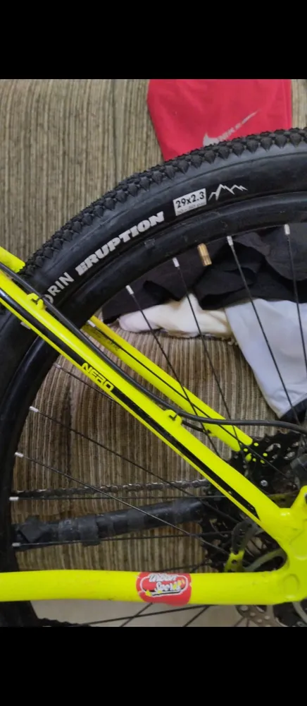 Par Pneu Aro 29x2.4 Levorin Eruption Bicicleta Mtb 29 X 2.40 Cor Preto - Imagem 4