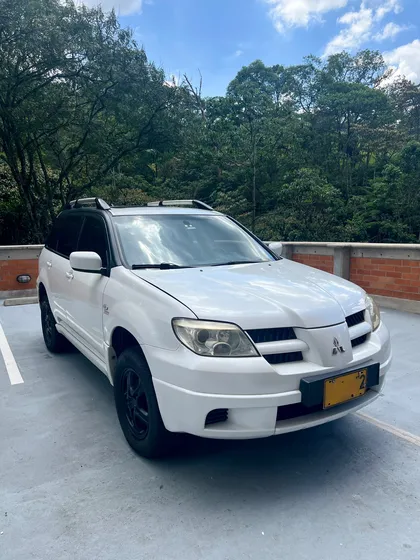 Mitsubishi Outlander 2.4