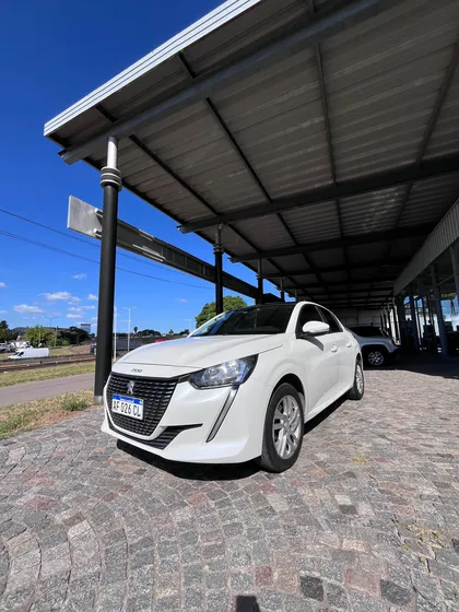 Peugeot 208 1.6 Active