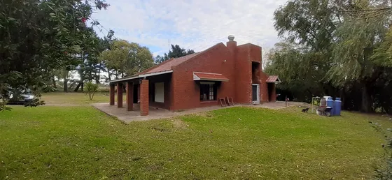 Bajo Su Valor!! Venta Casa Quinta - La Gloria De La Peregrina