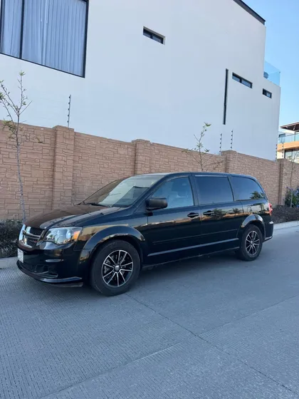 Dodge Grand Caravan 3.7 Se At