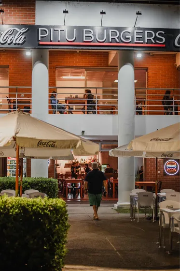 Venta De Llave Comercial Restaurante En Piriápolis