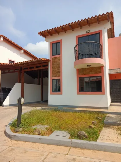 Bello Th Funcional En Conjunto Privado. Camoruco