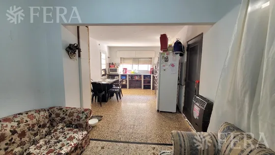 Venta De Casa 5 Ambientes Con Patio En Wilde