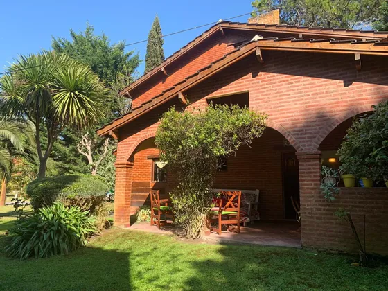 Alquiler Casa En  3 Ambientes En Costa Del Este 