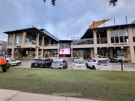 Local Comercial En Arriendo En Lo Barnechea Gran Visibilidad